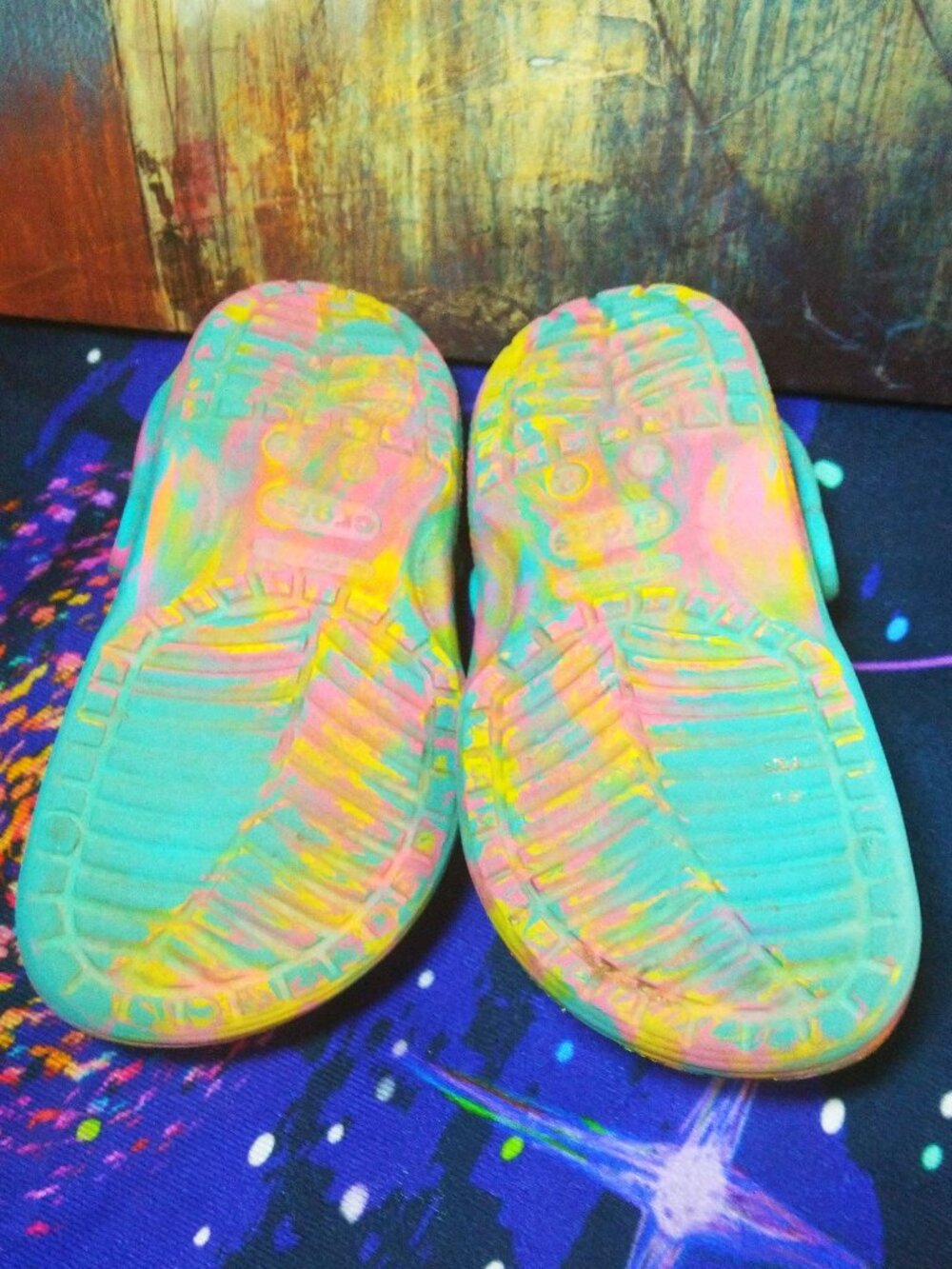 GIRL'S Crocs Unisex-Child Classic Watercolor Marbled Clog GIRLS SIZE J2 - Picture 6 of 6